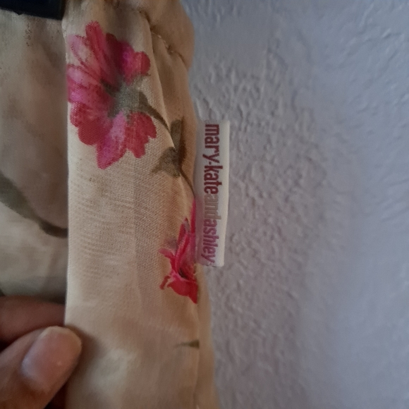 Mary-Kate And Ashley Floral Beige Skirt - Picture 4 of 8